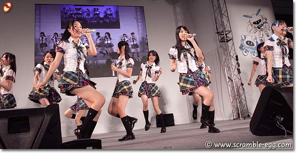 SKE48「手をつなぎながら」ステージ写真