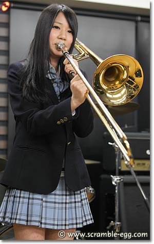 高田志織