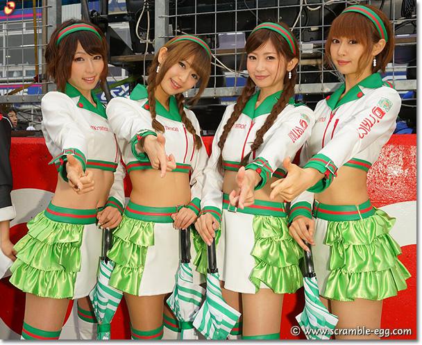 清瀬まち、日野礼香、佐崎愛里、林紗久羅