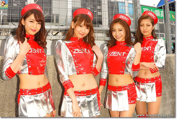 早瀬あや、岩瀬香奈、田中梨乃、小林レイミ