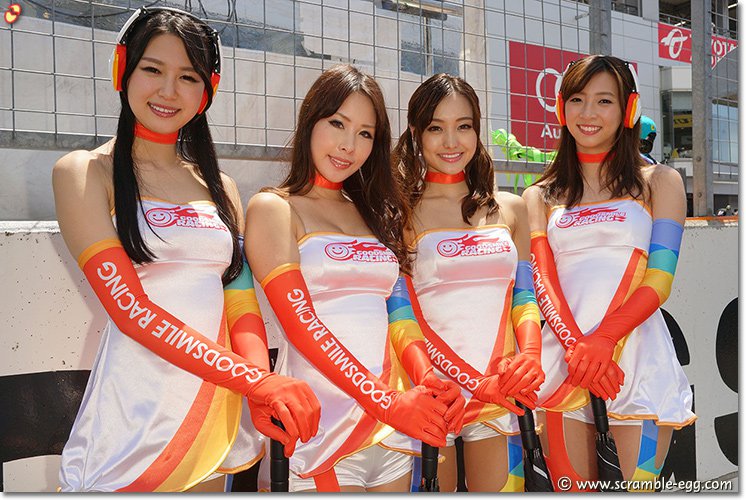 荒井つかさ、山村ケレール、水谷望愛、鈴菜