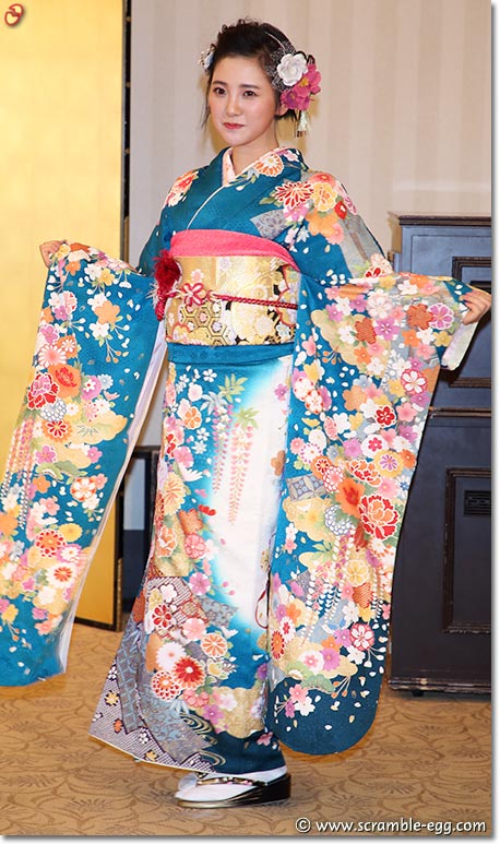 兒玉遥 晴れ着写真