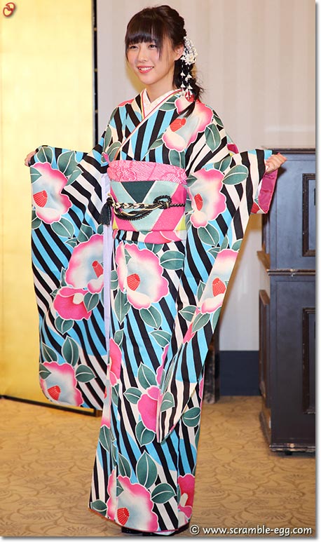 鎌田菜月 晴れ着写真