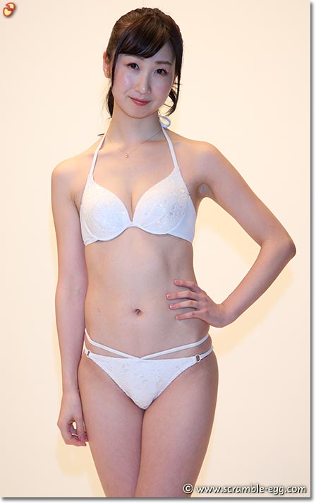 奥川チカリ 水着写真