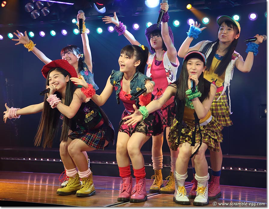 投げキッスで撃ち落せ！