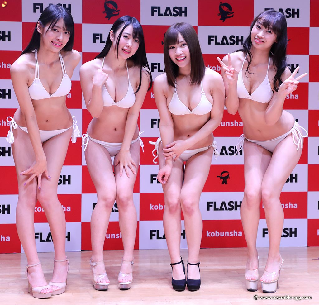 ミスFLASH2020が水着で登場