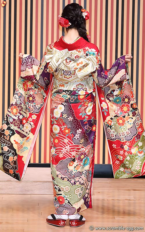 大盛真歩 後ろ姿