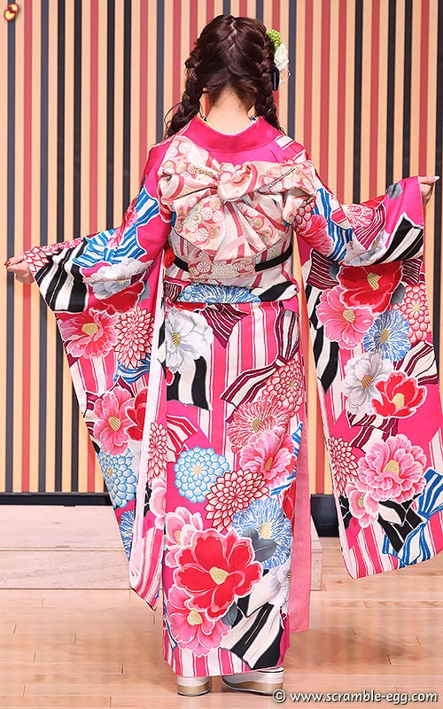 平田詩奈 後ろ姿