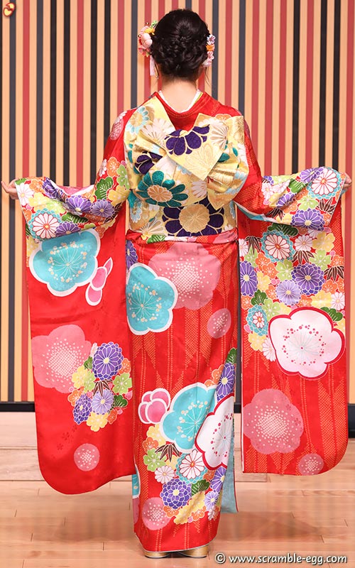 今村美月後ろ姿